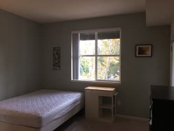Spacious Furnished 2 BA / 2 BA condo by Stanford available up to 2 yrs 2