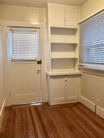 Rare opportunity to rent a Large Studio in Downtown Palo Alto! 4