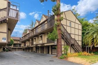 2BR/2.5Ba Townhouse, steps from downtown Redwood City 1