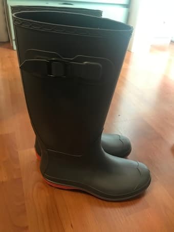 Women’s shoes size 7.5-8 1