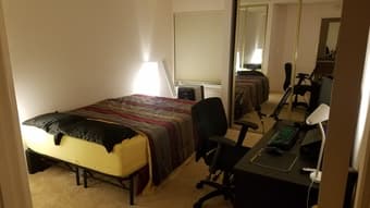 Private room in Sunny & Spacious 3B/2B Apt near downtown Redwood City 1