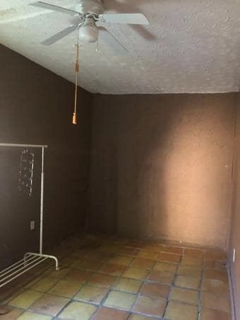 Menlo Park House内单独一室一厅出租，有独立出口，3月底入住 2