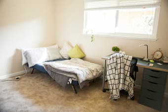 Private room in MountainView downtown 2br/1b(female) NOW-May 5 2