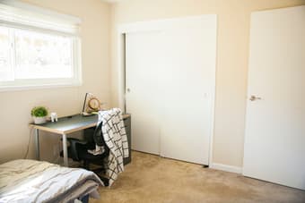 Private room in MountainView downtown 2br/1b(female) NOW-May 5 3
