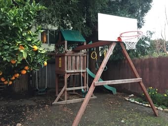 FREE Play structure 1