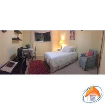 1 bedroom & bathroom available for rent in a house in West Menlo Park 1