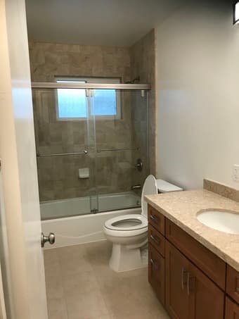 2 Bed 1 Bath in Menlo Park, 10 min bike ride to Stanford 3