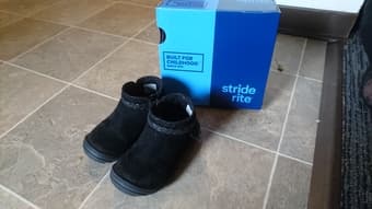 Toddler girl boots 1
