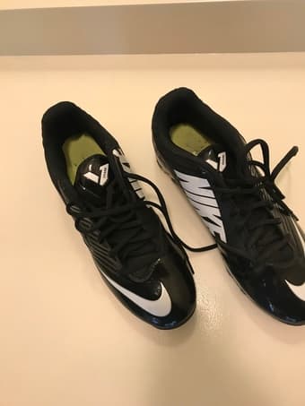 $30 O.B.O. almost new Football shoes Nike Vapor Shark size 10 2