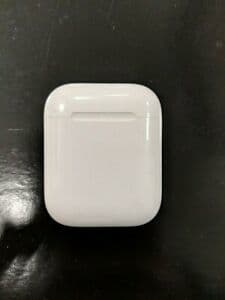 WANTED: Airpods Charging Base 1