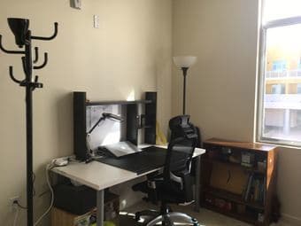 Palo Alto 近Page mill, Caltrain, 2B2B 次卧长租 07/01起可商议 2