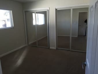 Immediately available Single bedroom with bathroom apartment 1