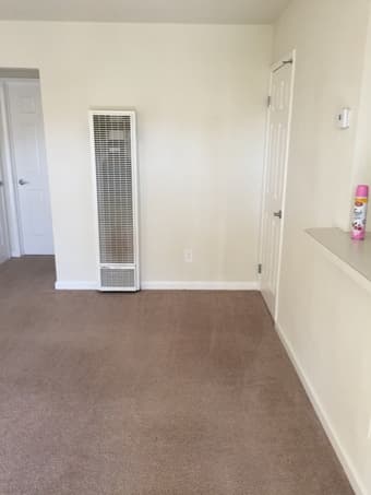 Immediately available Single bedroom with bathroom apartment 2