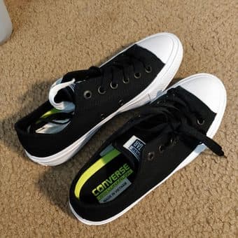 Women's size 7.5 shoes 1