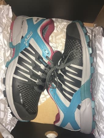 Women’s trail running shoes — Inov8 Roclite 305GTX size 9.5 1