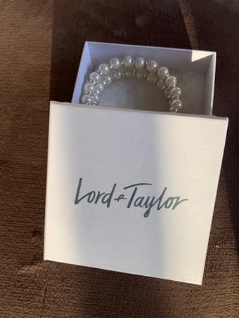 Lord & Taylor Jewelry Set (Necklace and Bracelet) 3