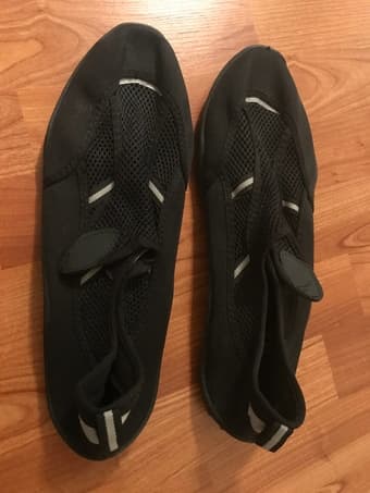 Mens water shoes 1