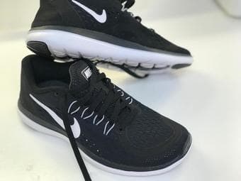 Nike Women Flex RN Running Shoe Size 5 1