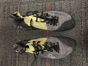 5.10 Rogue Climbing Shoes Men's Size 10 US 1