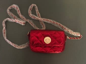 Isaac Mizhari Live - Red Purse 1
