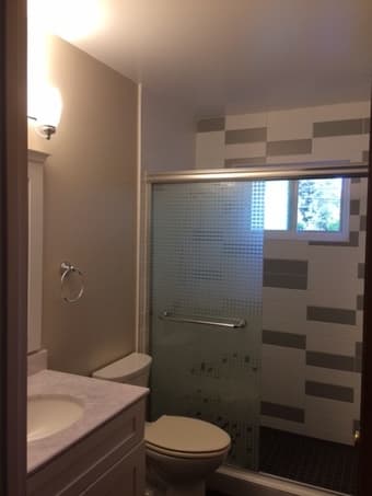 Large room in renovated 2b/1ba apartment in Mountain View 2