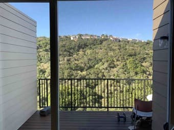 Beautiful and Spacious Room in Gorgeous Belmont. June 15 - Dec 1 2