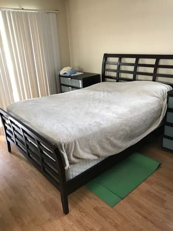 bed frame must pick up today before 8pm 1
