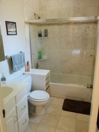 216ft2 Master Bedroom with bathroom, closet near Castro caltrain 4