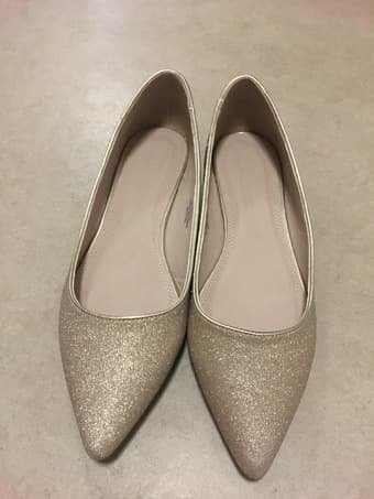 ASOS Pointed Toe Flats - Gold or Black, size 8 1