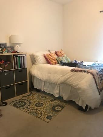 Private bedroom in beautiful, fully-furnished home 1