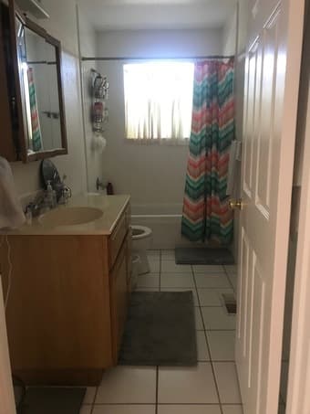 Private bedroom in beautiful, fully-furnished home 3