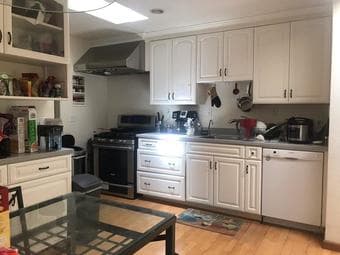 Single bedroom w/ bath for lease starting mid-July in Palo Alto 3