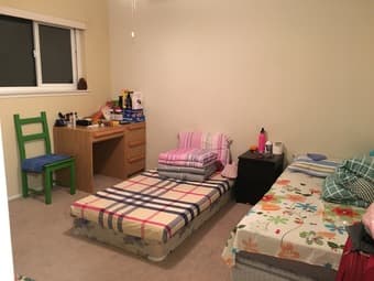 安稳的住所Menlo Park近Stanford次卧有家具（share bathroom）出租August 25th 1