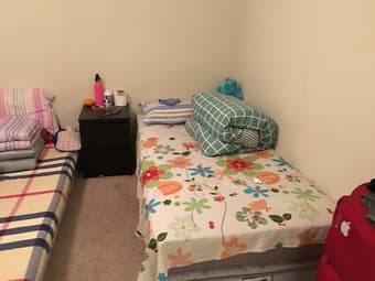 安稳的住所Menlo Park近Stanford次卧有家具（share bathroom）出租August 25th 1