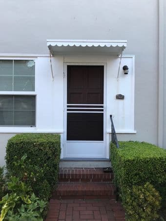 1BR in a 2 BR furnished very clean duplex in great location (redwood) 1