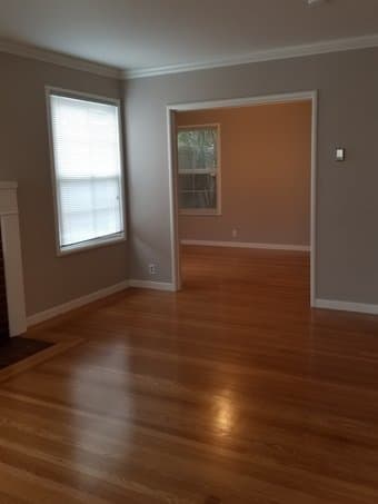 1BR in a 2 BR furnished very clean duplex in great location (redwood) 4