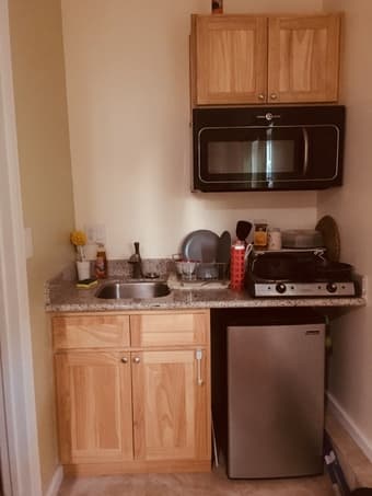 Fully-furnished studio near Stanford, Facebook, downtown PA FROM AUG 1 4