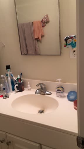 安稳的住所Menlo Park近Stanford次卧有家具（share bathroom）出租August 26th 3