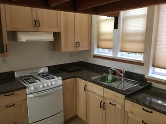 Quiet studio/cottage in downtown Palo Alto 3