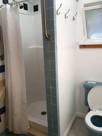 Quiet studio/cottage in downtown Palo Alto 4