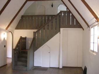 LOOKING FOR 2 ROOMMATES FOR GORGEOUS HOUSE IN DOWNTOWN PA 2