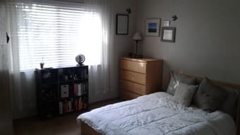 Room on College Ave near California Avenue - Long Term 1