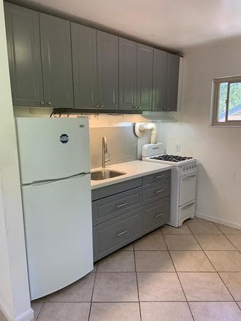 1BR in 3BR/1BA 1MIN WALK FROM STANFORD 1