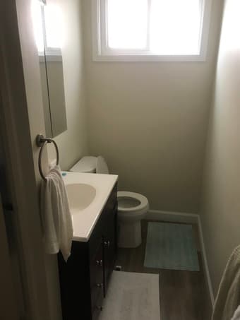 Available Master Bedroom in Daly City 4