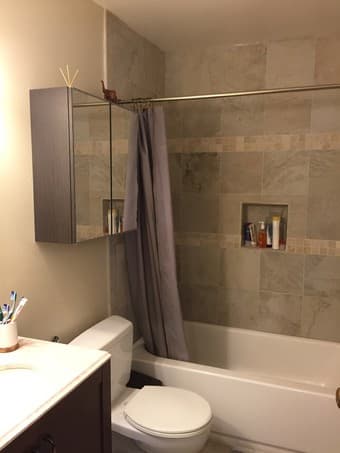 Room in 2BR apartment, 5 min walk from Escondido Village 4