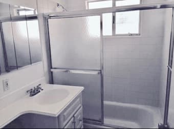 $1500/ month, 700 sqft apartment for rent with Garage/ water included 2