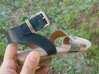 Fancy casual navy/beige wide-strap sandals, Arturo Chiang, 3