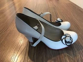 Leather vintage pumps, worn only once 2