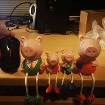 dorable\seated\ceramic dolls 1