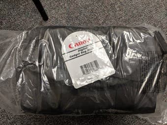 Canon 200DG Digital Camera Gadget Bag -Black 1